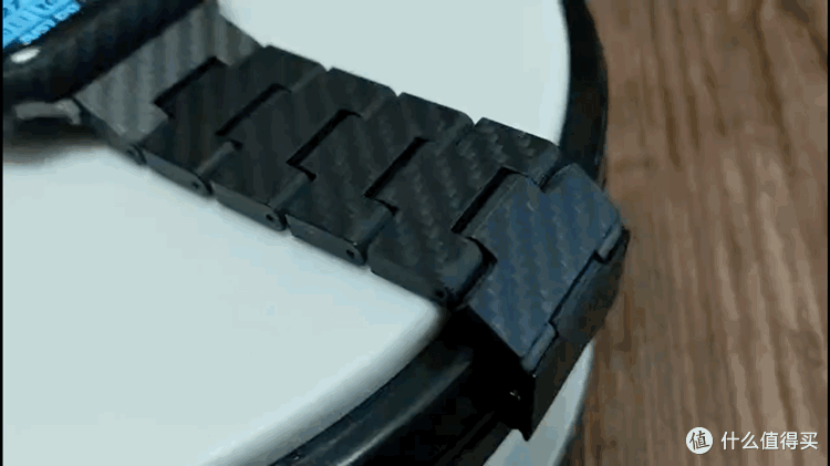 剁手AppleWatchS7？还是给新、老伙计来一身新行头吧：PITAKA碳纤维表壳表带入手分享