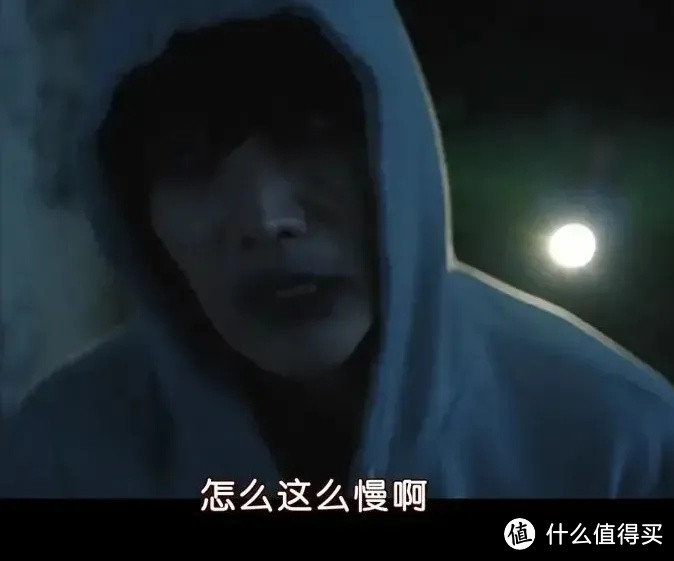 笑出鹅叫,头一回看见这么怂的丧尸剧!