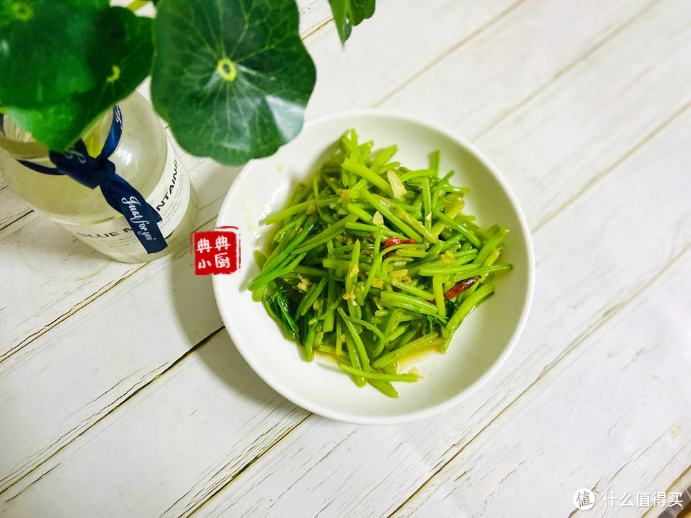 小时候喂了猪的食材，现在却成了餐桌上的绿色菜肴，还挺好吃的