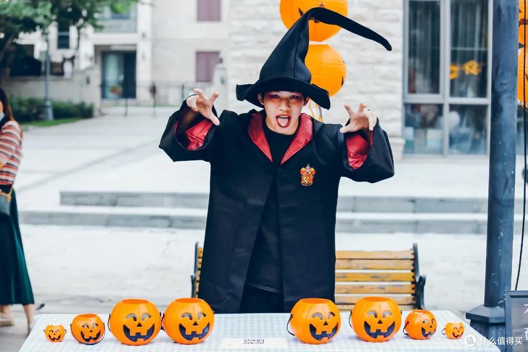 《惊天魔盗团2》周杰伦原型，大型街头魔术节重磅来袭！