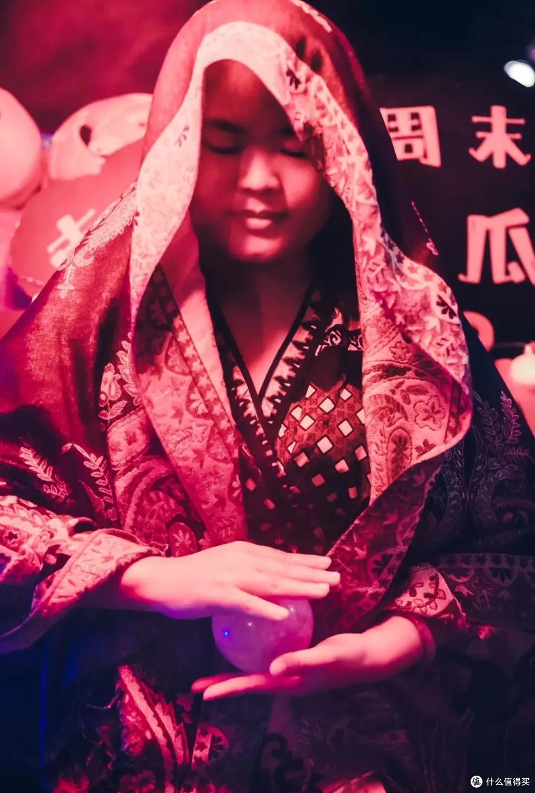 《惊天魔盗团2》周杰伦原型，大型街头魔术节重磅来袭！
