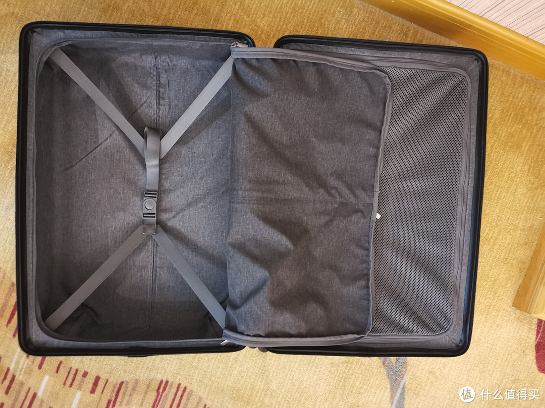 简约不简单，地平线8号行李箱使用一年的体验与感受