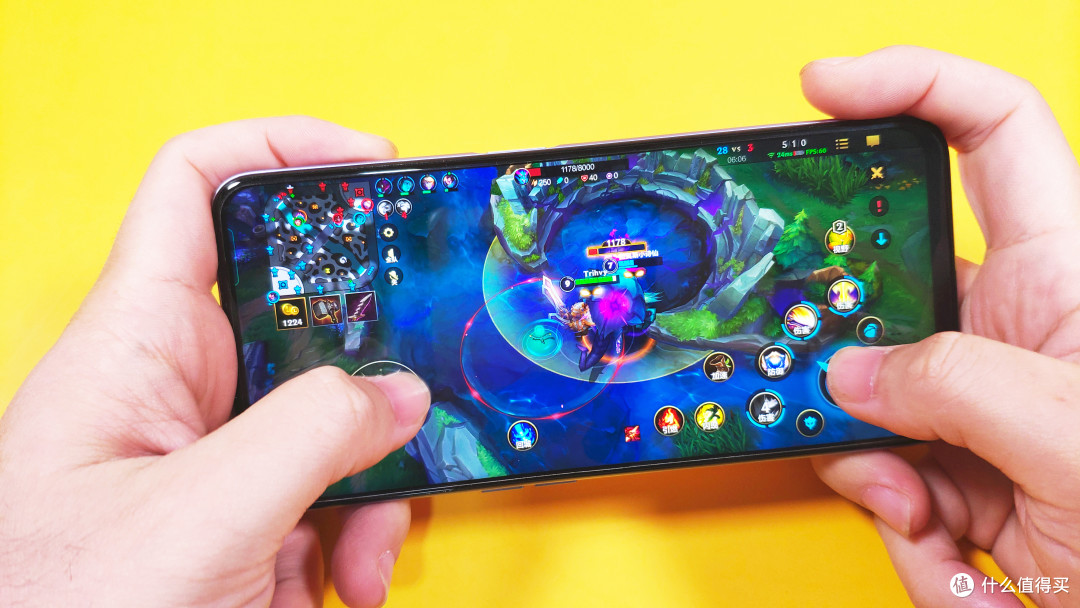 真我realme Q3s越级而来,不妥协all in体验提升,目标下一站销冠