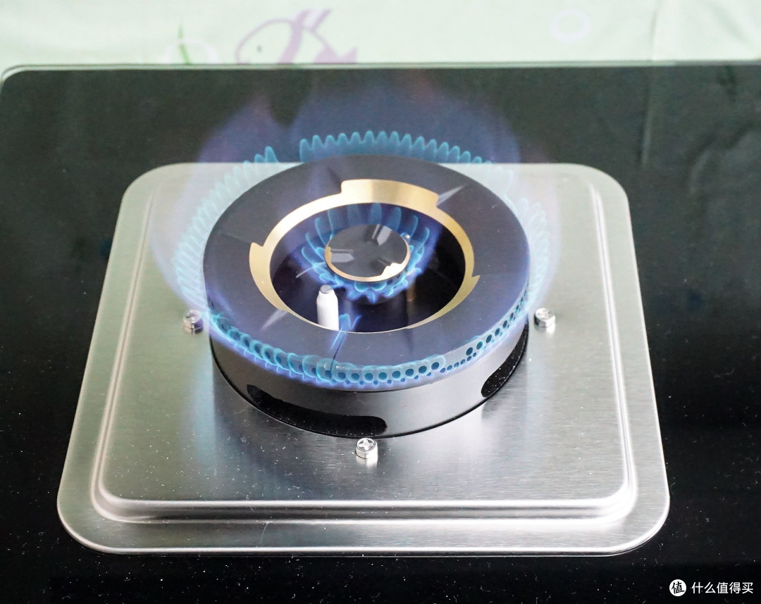 顶侧双吸翻转油烟机、5.0KW猛火燃气灶,分享上手贼快的华帝i11116+i10073B烟灶套装