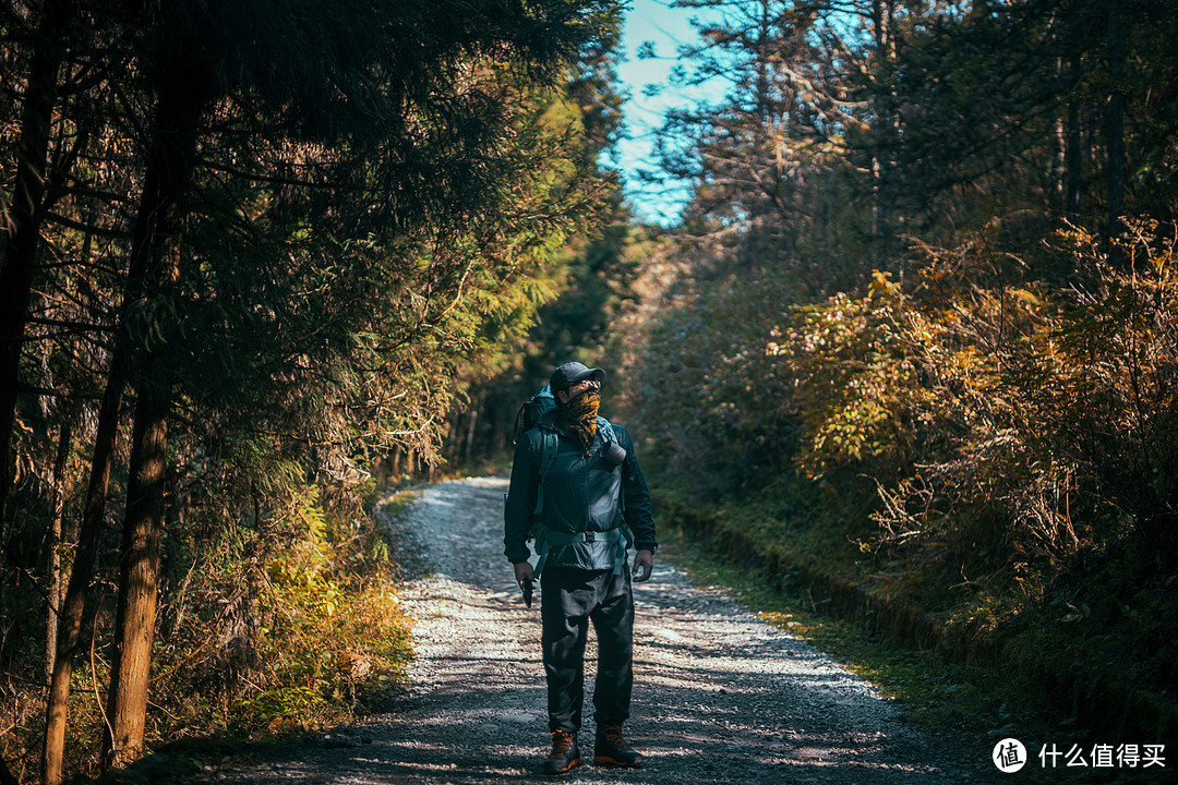 重装登山包的性价比之选，多特蓝精灵65+10L重装短途体验