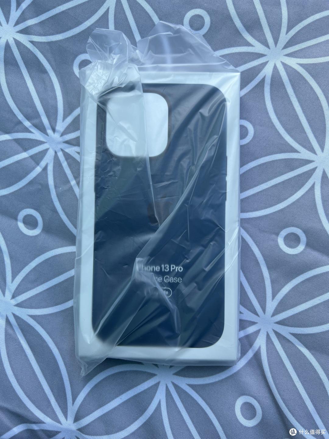 入手了iphone 13 Pro 官方保护壳安排起来