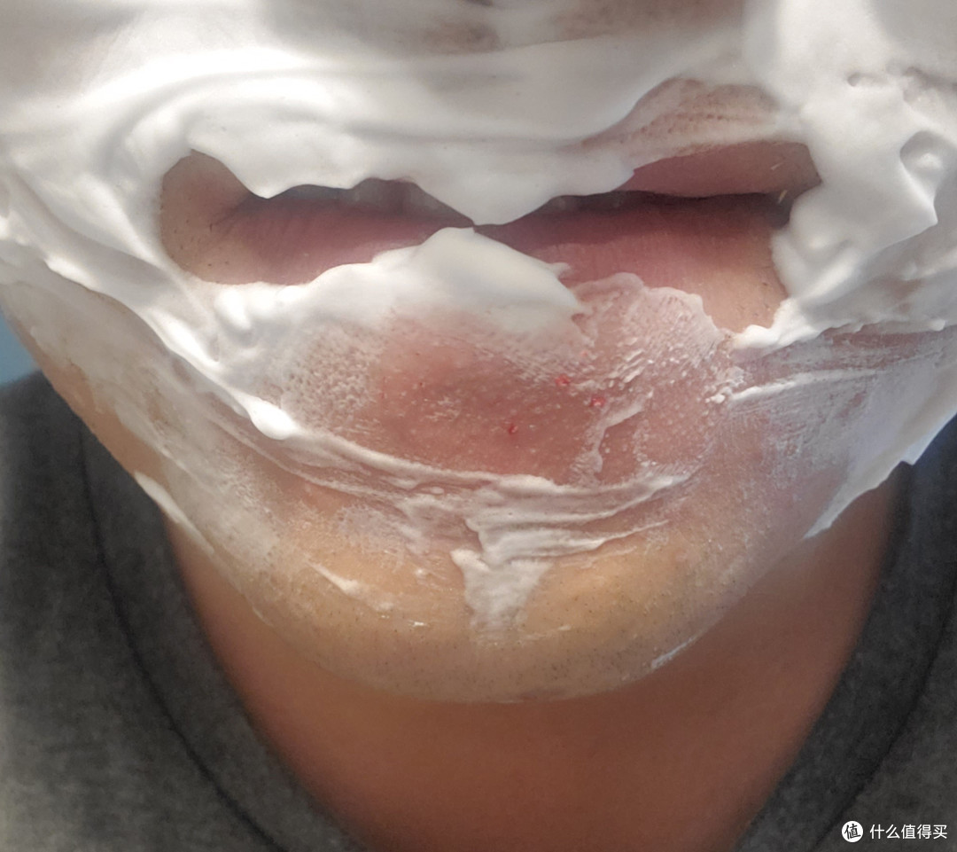 手动剃须的真实体验——锋隐致护引力盒
