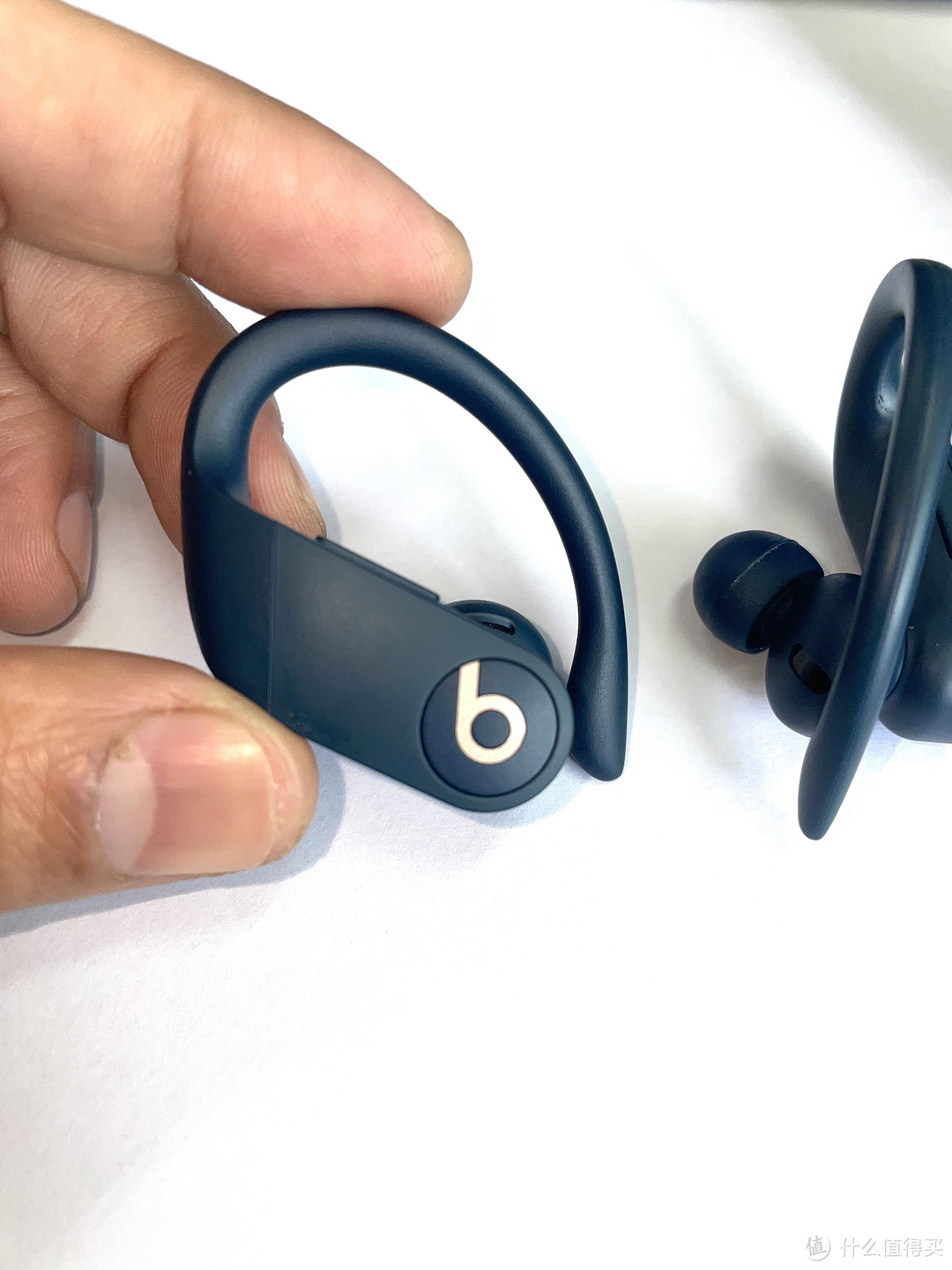 木耳消费者的BEATS POWERBEATS PRO微测评 