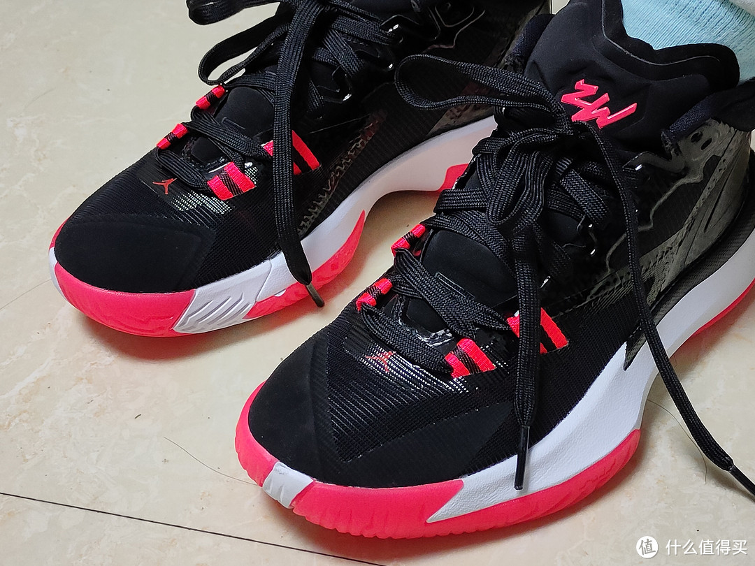 来自状元的第一款乔丹签名鞋airjordanzion1开箱体验