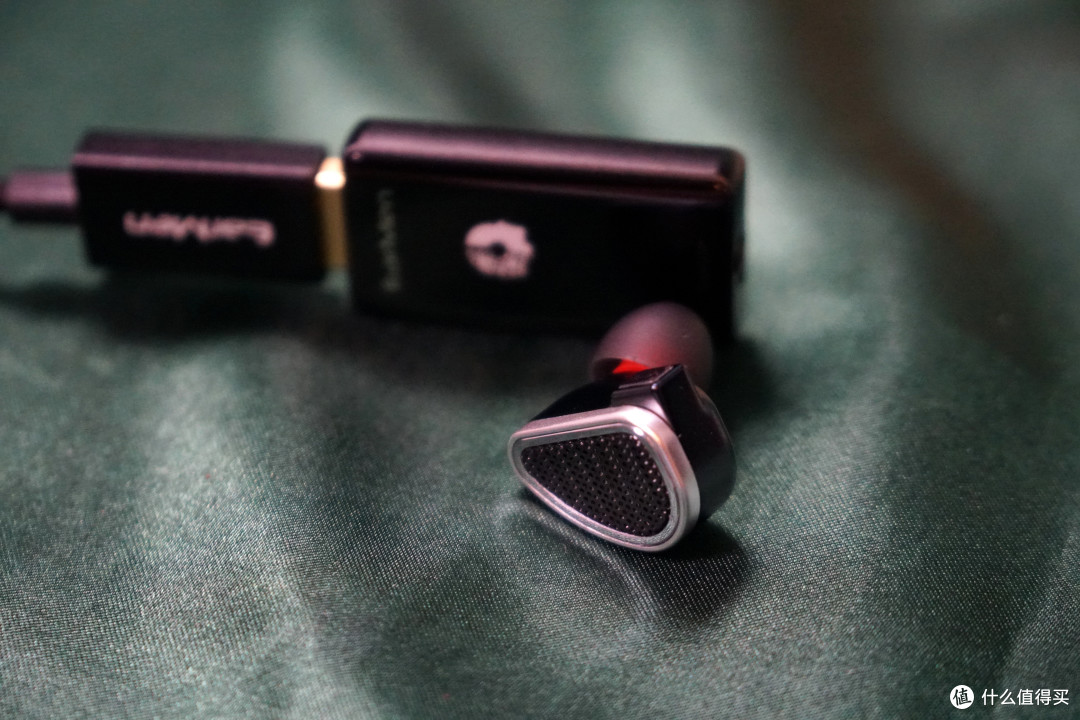 【耳边评测】一万块钱听欧美流行？——64 Audio DUO听感分享