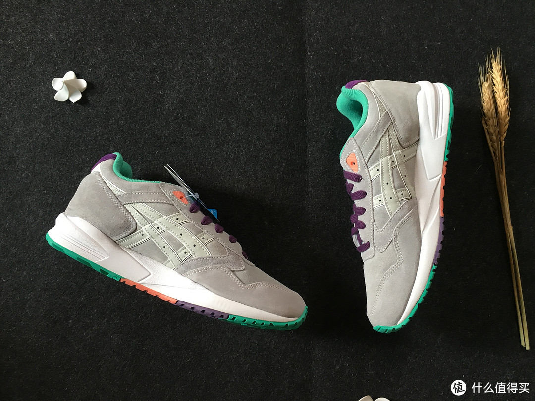 渐渐消失的asics gel-saga