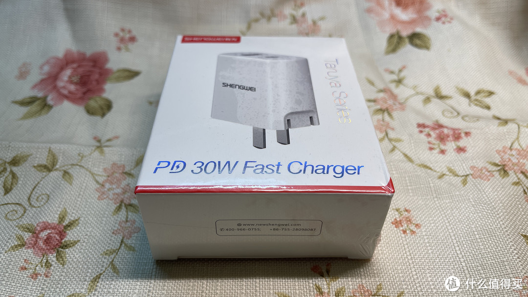 大妈推荐的29.9元胜为PD30W充电器，价格不高，用途不小