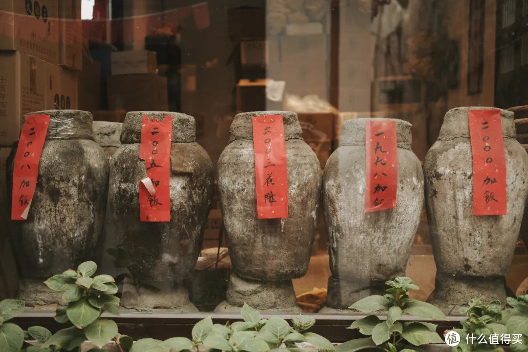 遍地小酒馆，这座城市的深秋属于醉蟹与黄酒