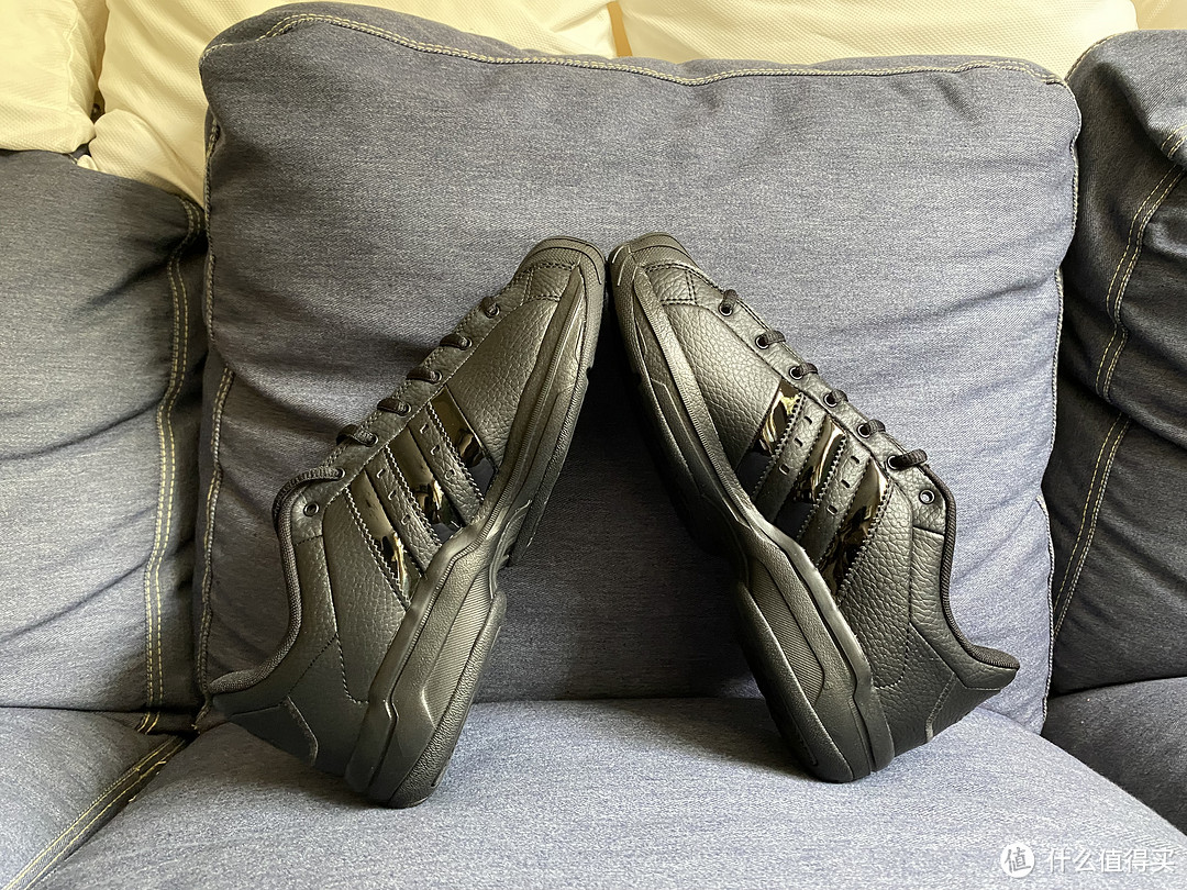 酷黑的经典款adidas pro model 2g low