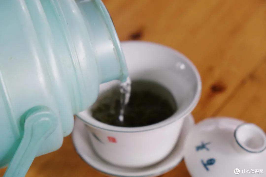 去成都，没在老茶馆里泡过怎么算数