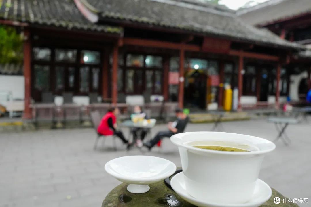 去成都，没在老茶馆里泡过怎么算数