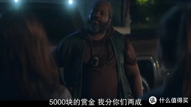 第一集就飙车，Netflix的犯罪美剧太有趣了...