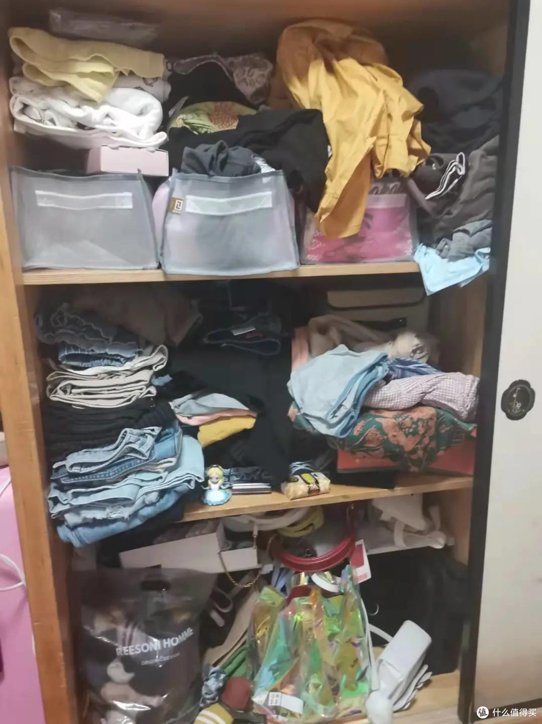 北漂青年独居生活大起底，打开衣柜“人间真实”了
