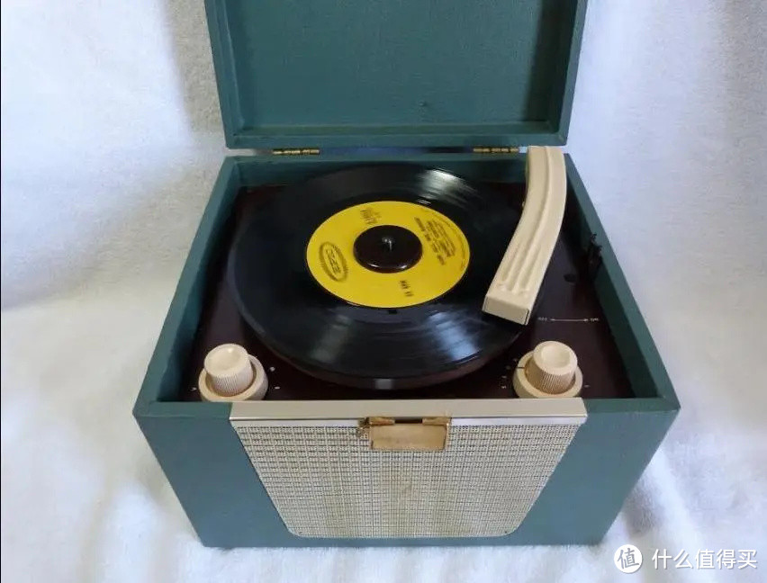1955年Philcp Model TPA-1一体式黑胶唱机