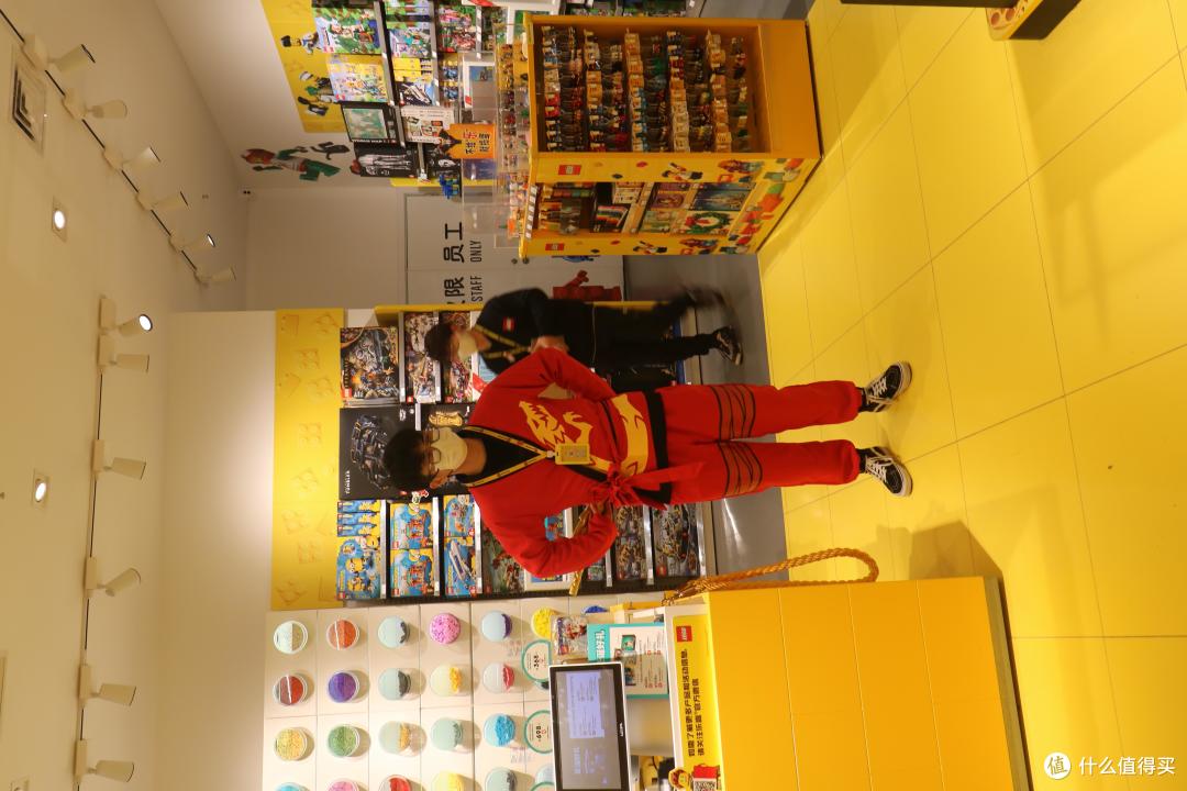 周末亲子共选圣诞好礼，收获不止玩具—精彩纷呈的乐高®探店行
