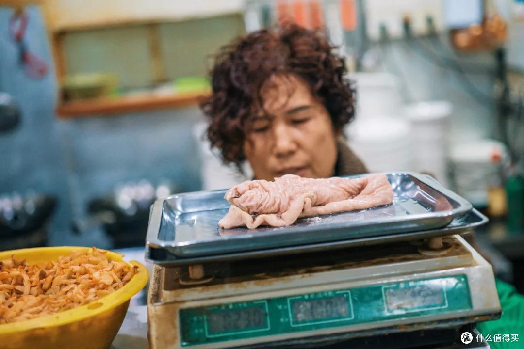 江湖有传说,这家街头小店号称“村口米其林”