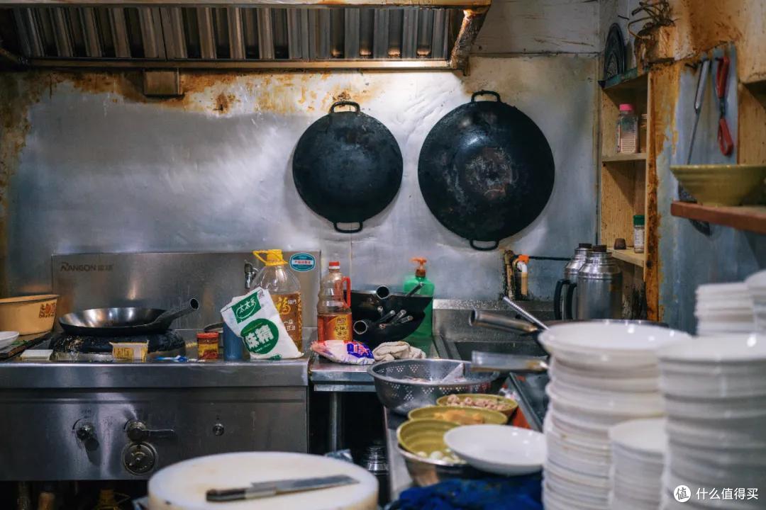 江湖有传说,这家街头小店号称“村口米其林”