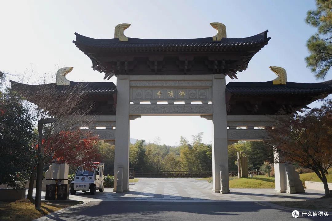去了可能是国内最“壕”的佛教景区,一整个被惊住!
