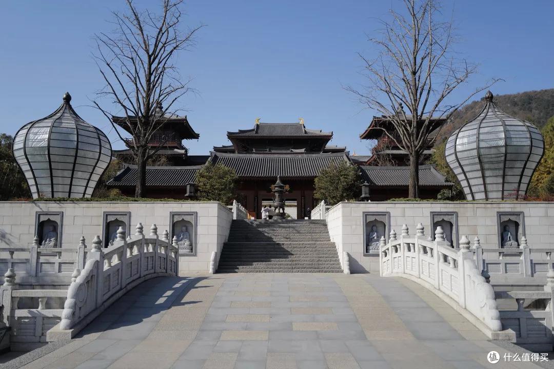 去了可能是国内最“壕”的佛教景区,一整个被惊住!