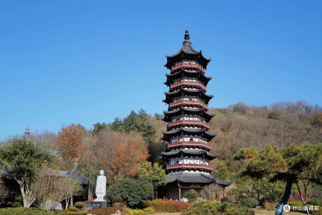 去了可能是国内最“壕”的佛教景区,一整个被惊住!