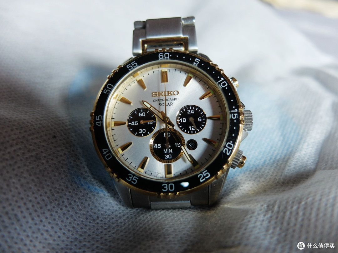 好看好玩的精工熊猫光动能手表