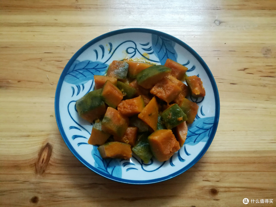 孩子不在家，晚餐我做了4菜1主食，晒到朋友圈，网友：区别真大