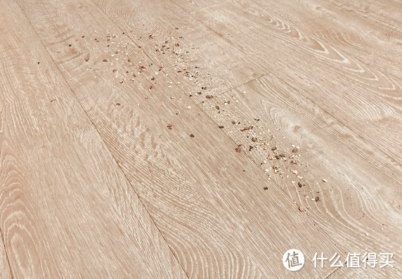 免洗扫拖机器人又出现一匹黑马,美的全能扫拖机器人W11评测