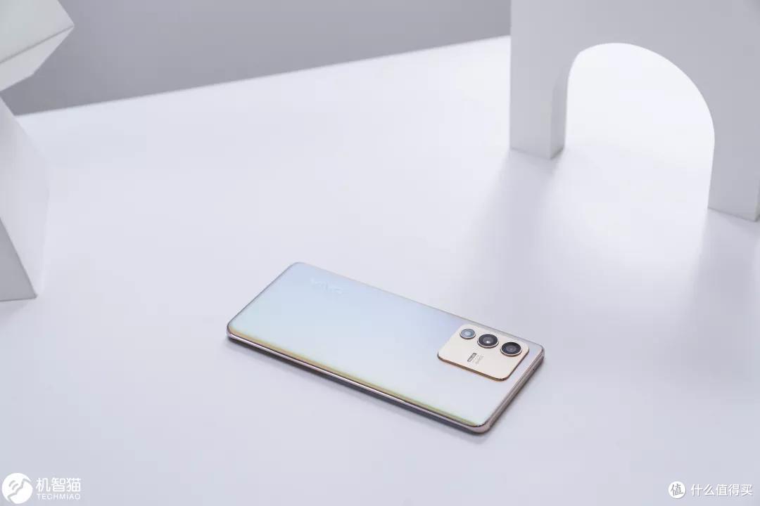 vivo S12 Pro测评:为喜欢玩游戏的小姐姐而生