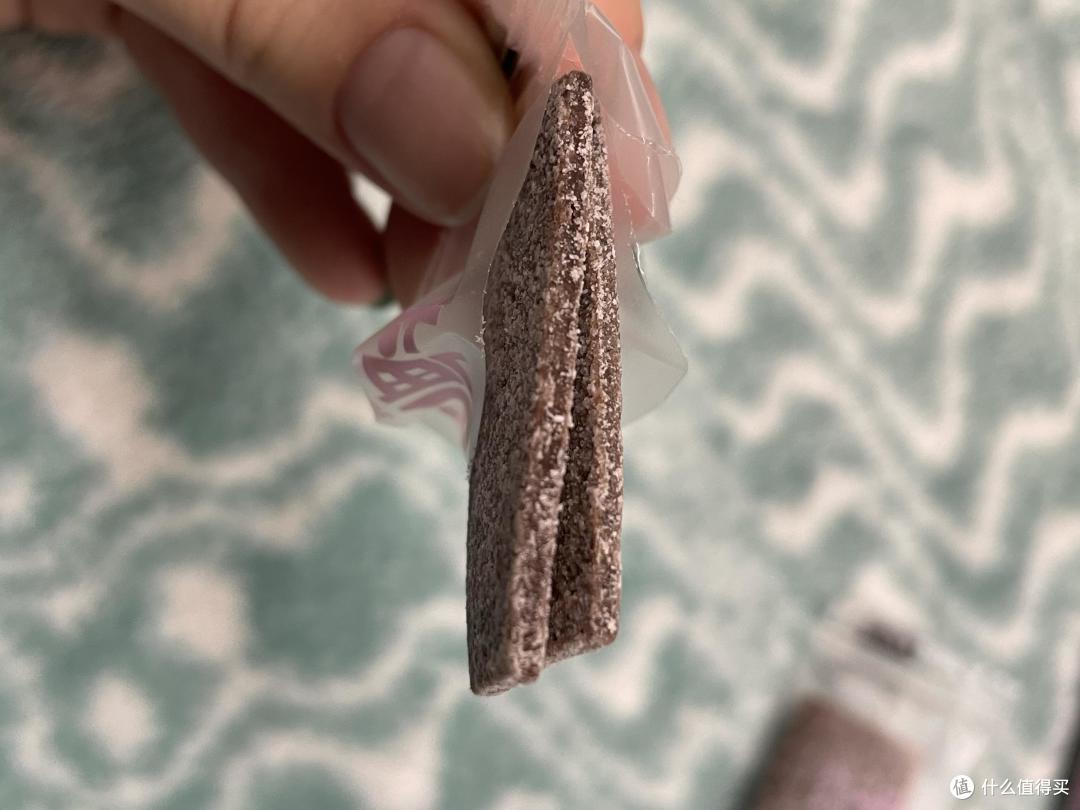 这些零食在我们办公室活不过一分钟