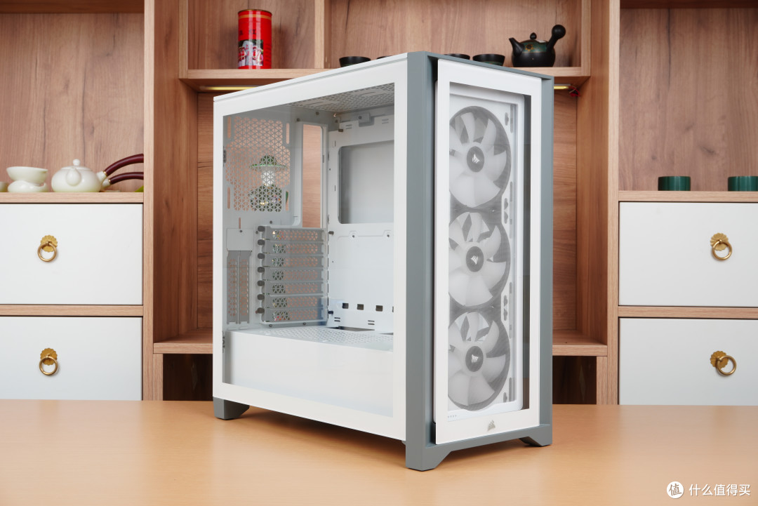 后起之秀,美商海盗船H100i ELITE LCD水冷上手体验