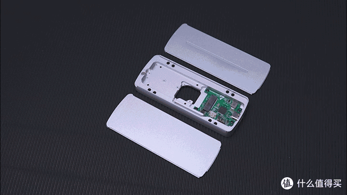 硬盘也能模块化——Flexmix 韧能 NVME 硬盘盒