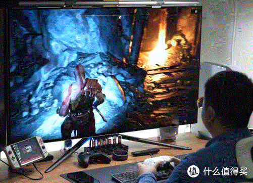 比电视还爽的 48 吋 OLED 桌面电竞巨屏，KTC G48P5 显示器测评详解