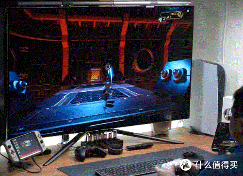 比电视还爽的 48 吋 OLED 桌面电竞巨屏，KTC G48P5 显示器测评详解