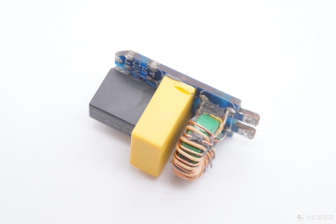 拆解报告:SHARGE闪极65W 1A1C氮化镓充电器S065-1
