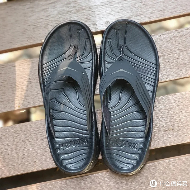 极致厚底带来的非凡脚感，HOKA ONE ONE跑鞋矩阵解析 