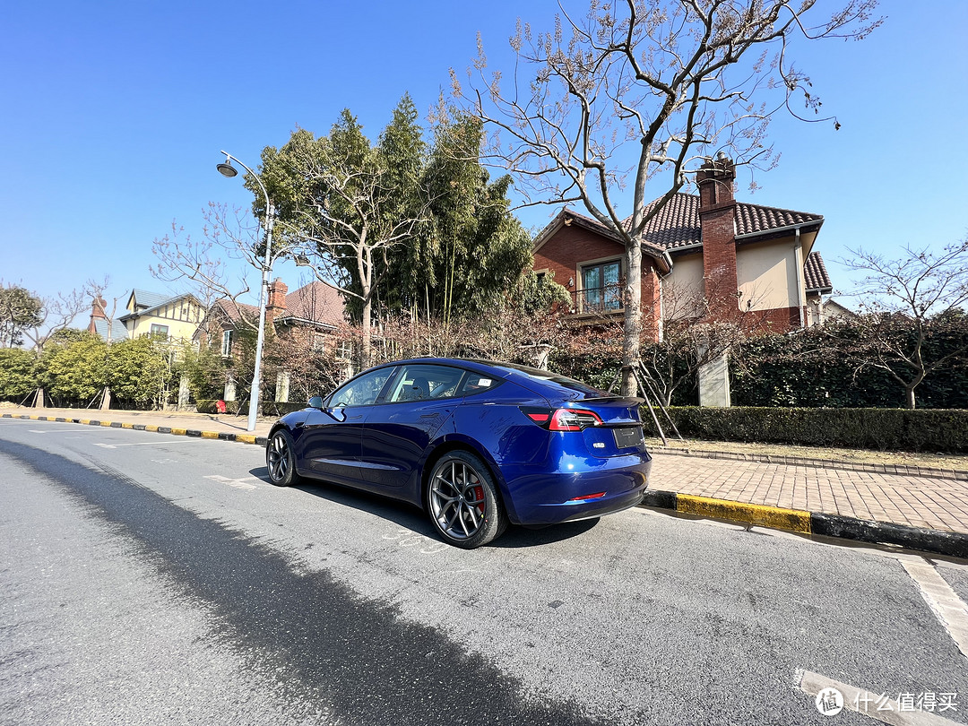 新玩具---特斯拉Model 3性能版，一文讲清M3P方方面面，自此集齐油车、电车、混动