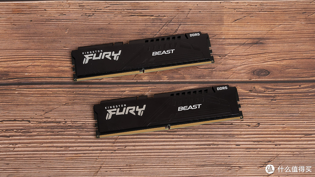金士顿 FURY 野兽 BEAST DDR5-5200内存开箱快测，高带宽生产力提升明显