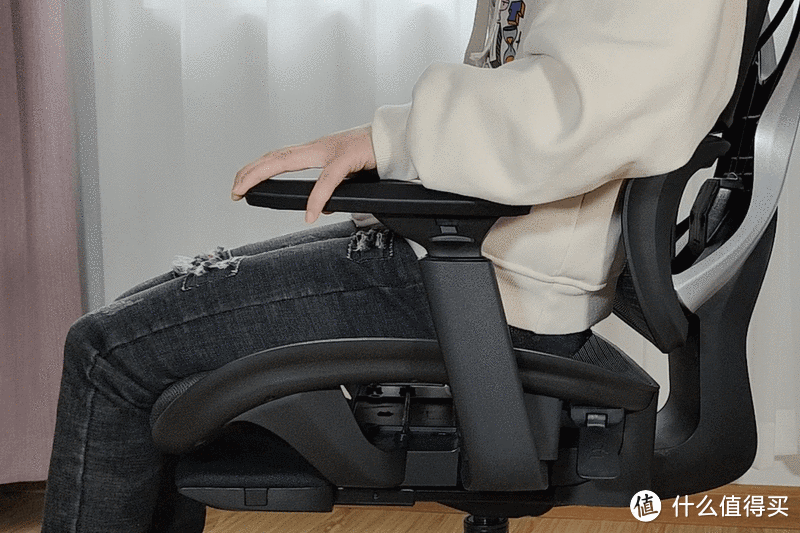 永艺XY人体工学椅，划时代的创新之作，重新定义人体工学椅