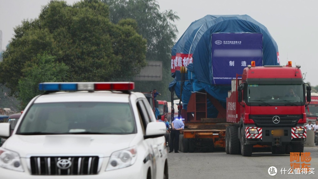 广东北上高速大堵车，南下车道没车，为何不把南下车道改北上？