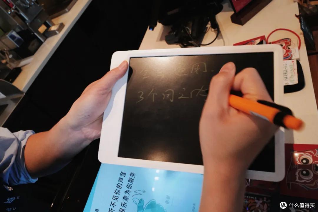 这座城的星巴克,让我变成了小酒鬼