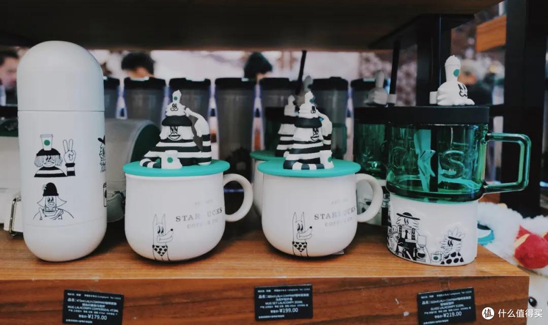 这座城的星巴克,让我变成了小酒鬼