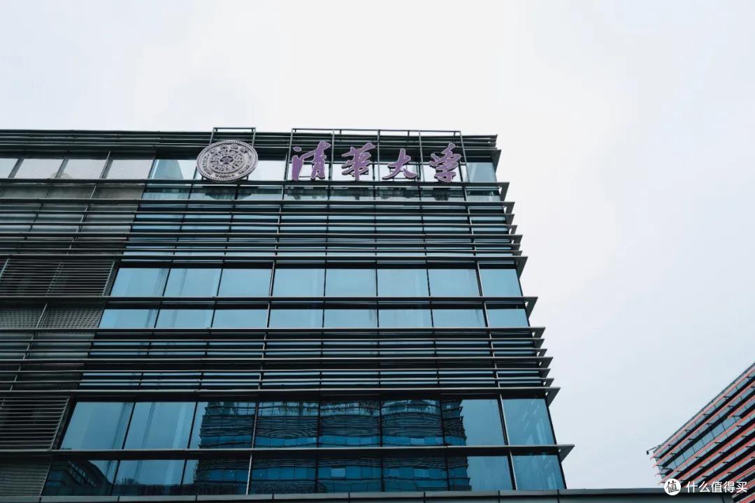 这座城的星巴克,让我变成了小酒鬼