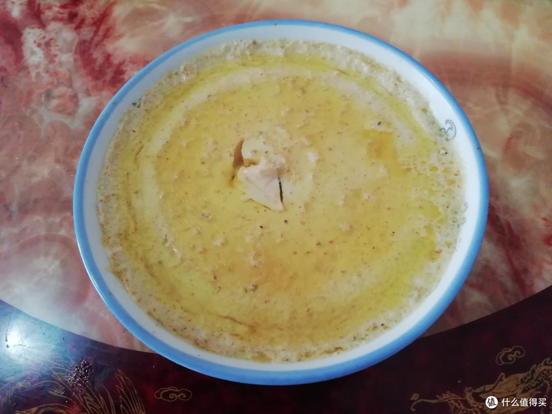 婆婆做了一桌菜,发朋友圈热闹了,网友:全是家乡味,好想来蹭饭