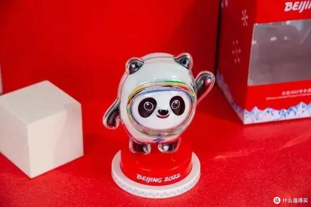 免费拿的冰墩墩再加10万个！