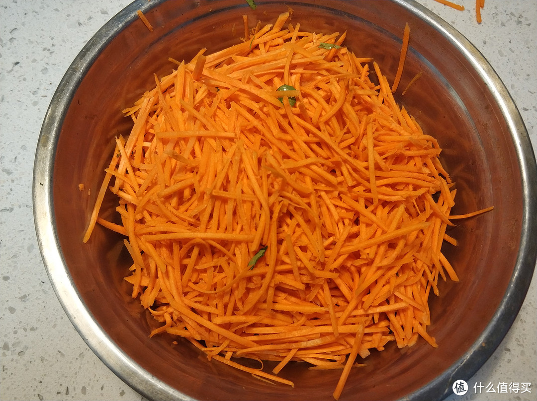 遇上这菜我从不错过,一买最少五斤,常给孩子吃,对眼睛好